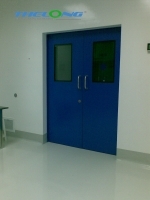Cleanroom door 03